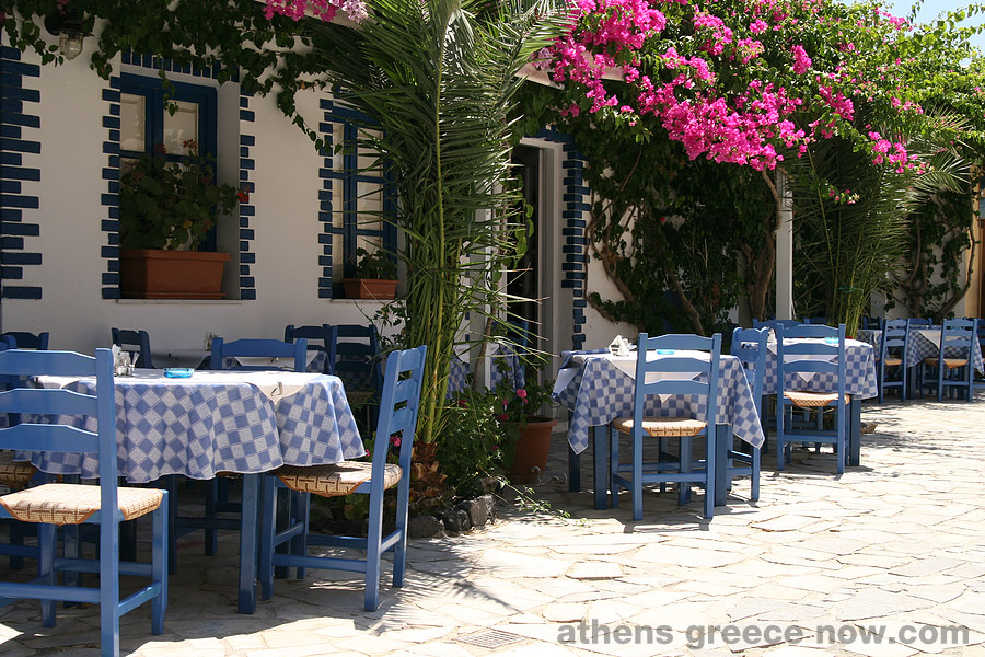 Oi Village in Santorini Greece