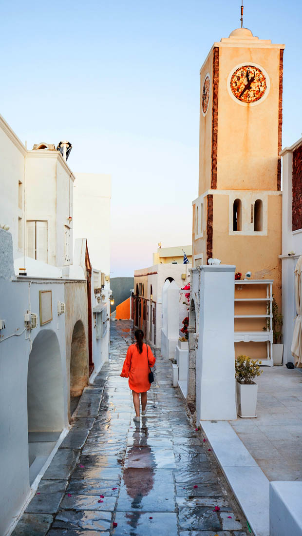 Rain on Santorini